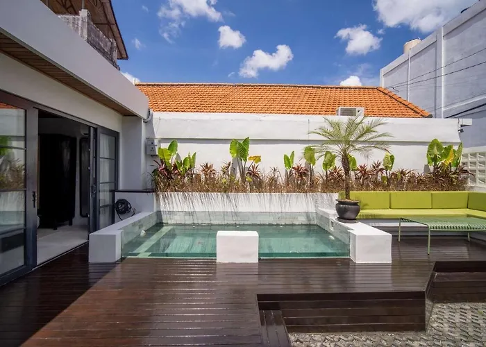 Little Stylish 2br With Private Pool Villa Canggu (Bali)