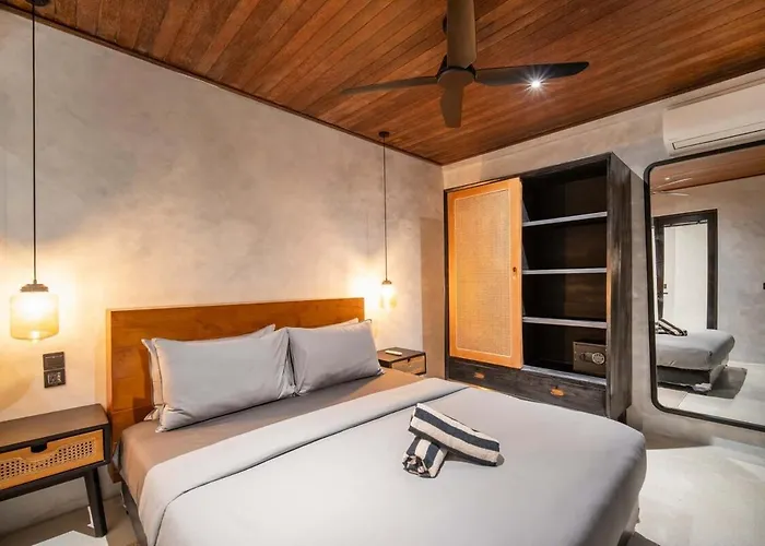 Little Stylish 2br With Private Pool *