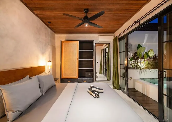 Little Stylish 2br With Private Pool Villa Canggu (Bali)