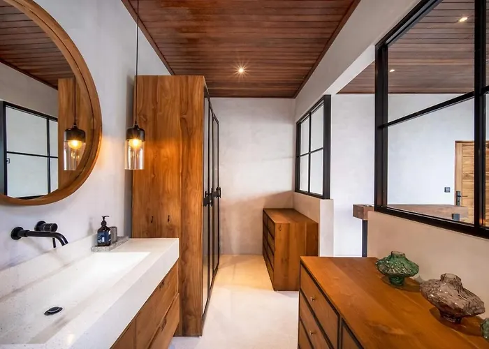 Villa Little Stylish 2br With Private Pool *
